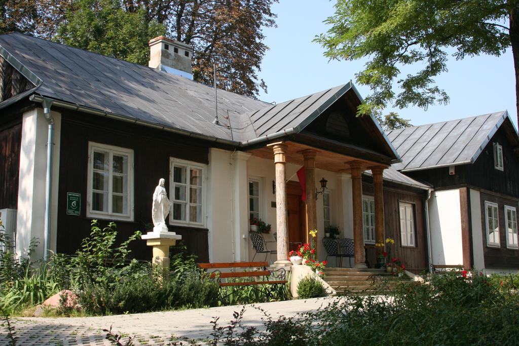 Dworek Ojca Mateusza Sandomierz Exterior foto