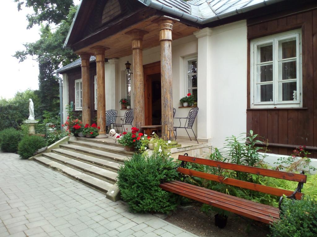 Dworek Ojca Mateusza Sandomierz Exterior foto